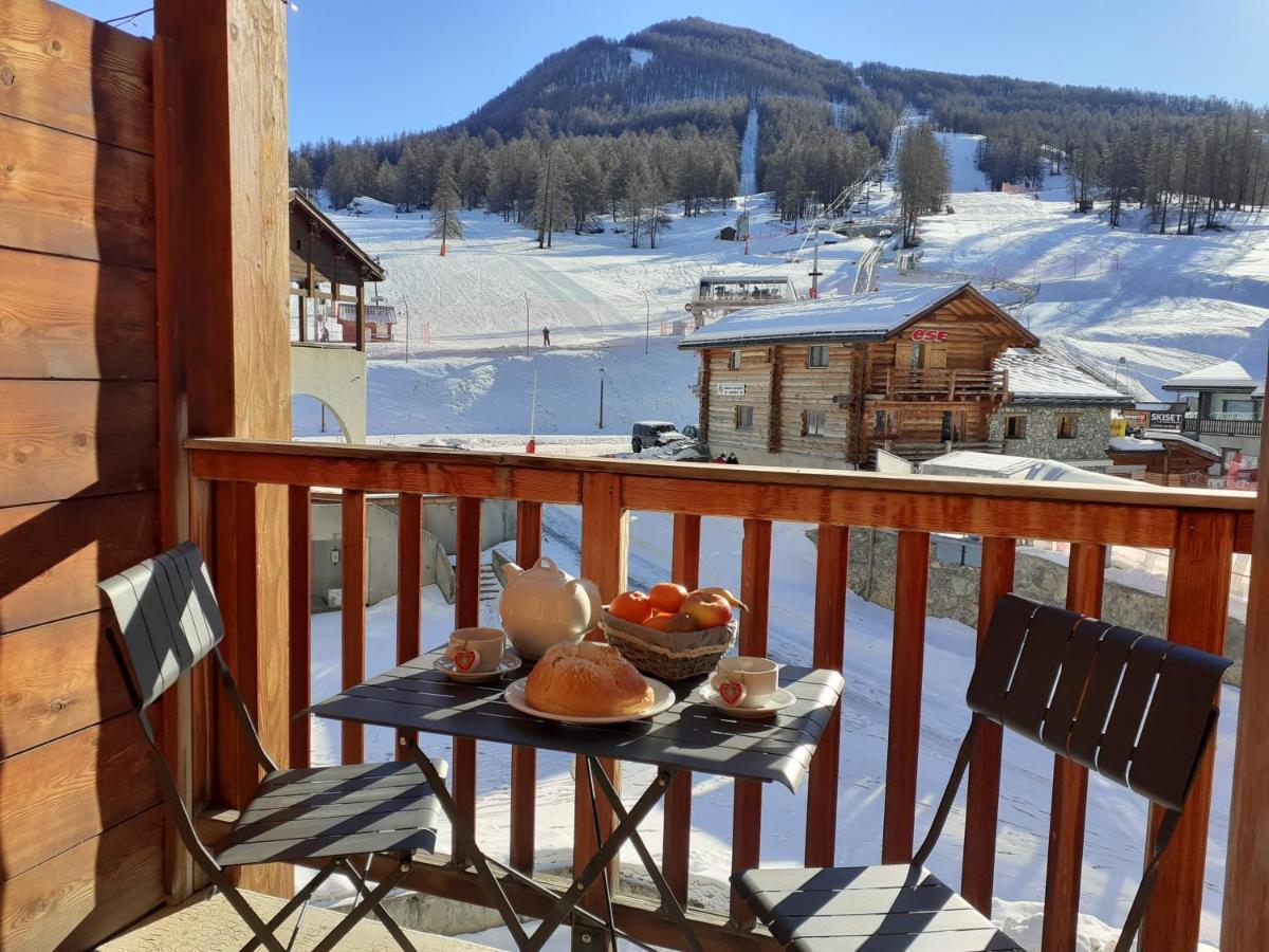 Skis Aux Pieds Dans Un Appartement Cosy Au Coeur Du Queyras Molines-en-Queyras Exterior foto